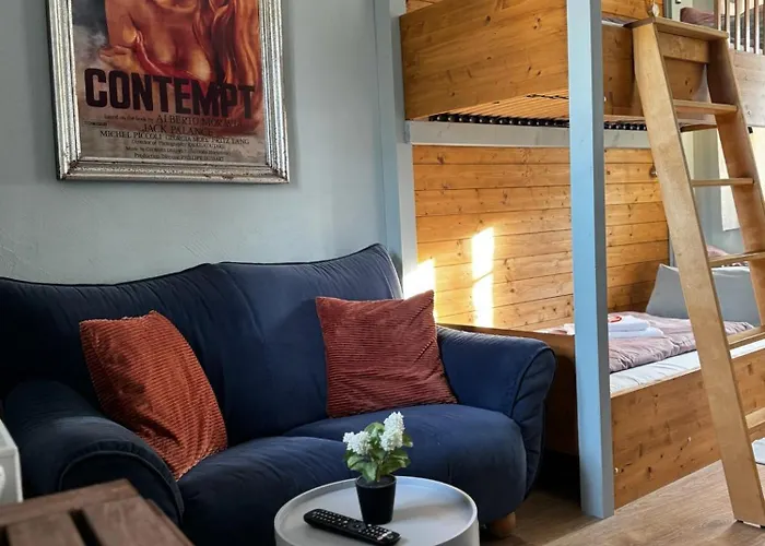 Adele - Ruhig, Direkt Am Elberadweg&badesee Mit Balkon