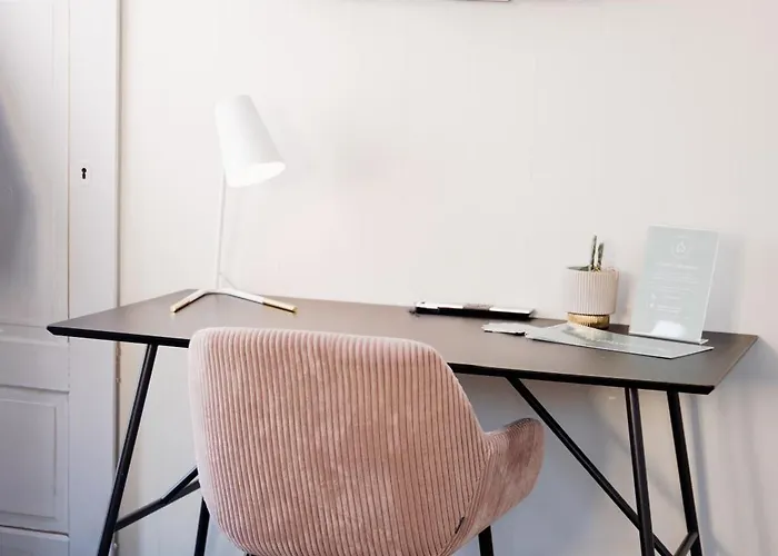 Adele - Ruhig, Direkt Am Elberadweg&badesee Mit Balkon *