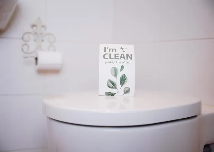 Adele - Ruhig, Direkt Am Elberadweg&badesee Mit Balkon * Dresden