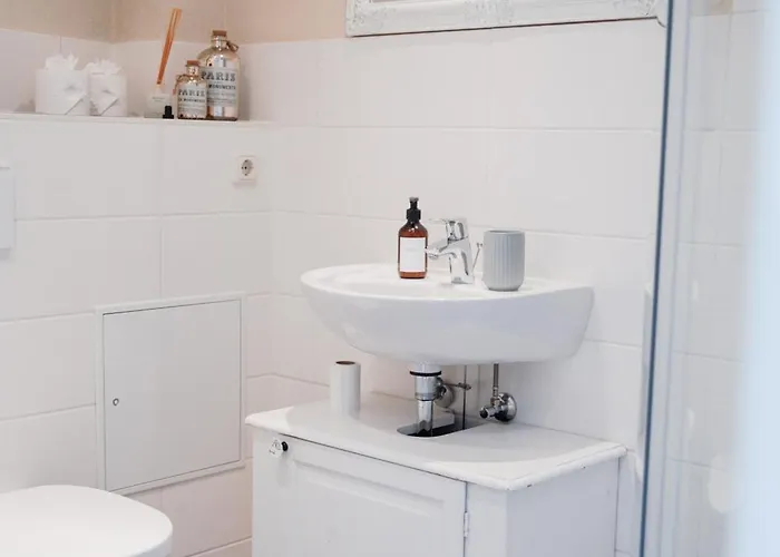 Apartment Adele - Ruhig, Direkt Am Elberadweg&badesee Mit Balkon