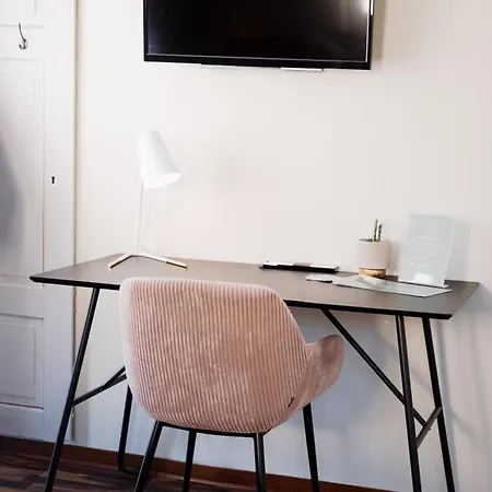 Adele - Ruhig, Direkt Am Elberadweg & Badesee Mit Balkon *