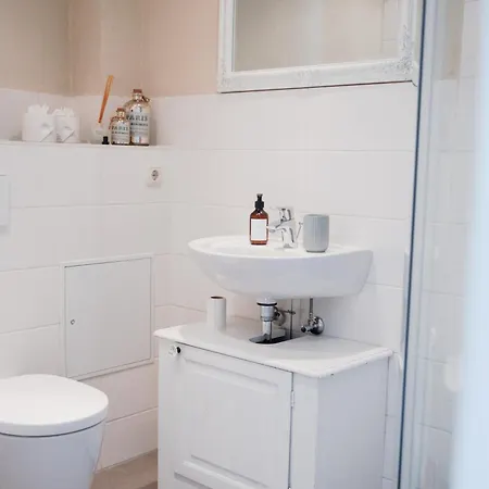 דירה Adele - Ruhig, Direkt Am Elberadweg & Badesee Mit Balkon