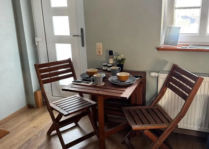 Adele - Ruhig, Direkt Am Elberadweg & Badesee Mit Balkon * Dresden