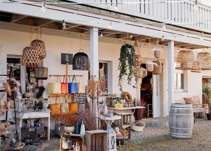 Adele - Ruhig, Direkt Am Elberadweg & Badesee Mit Balkon * Dresden