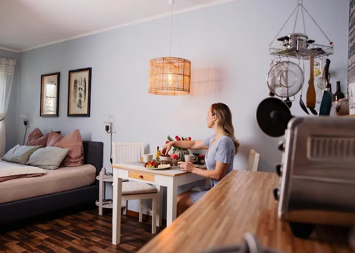 Adele - Ruhig, Direkt Am Elberadweg & Badesee Mit Balkon