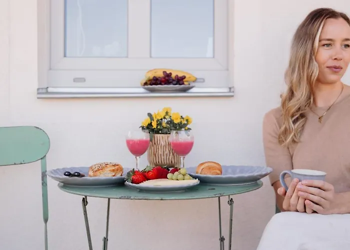 شقة Adele - Ruhig, Direkt Am Elberadweg & Badesee Mit Balkon